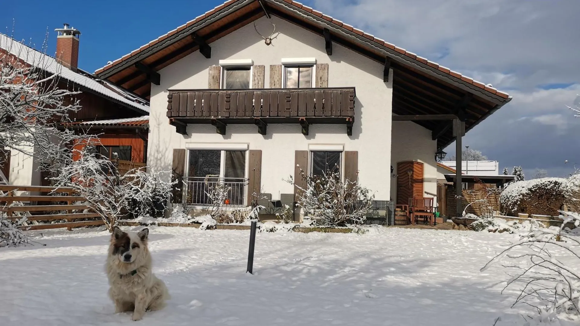 Ferienhaus Mit 3 Schlafzimmer In Seenaehe Wielenbach 0*,  Germany